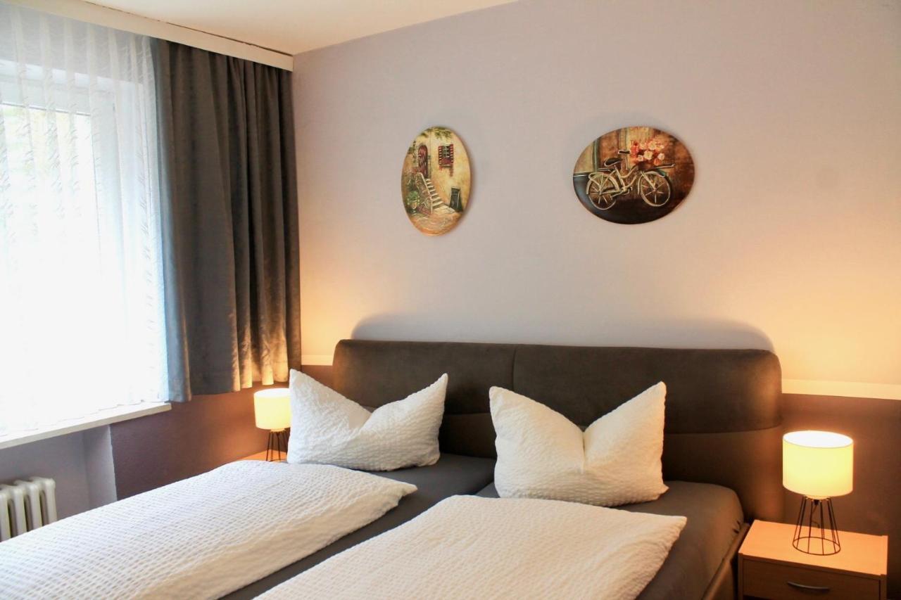 Hotel Carolaruh Bad Elster Bagian luar foto