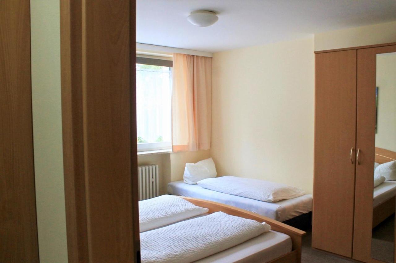 Hotel Carolaruh Bad Elster Bagian luar foto
