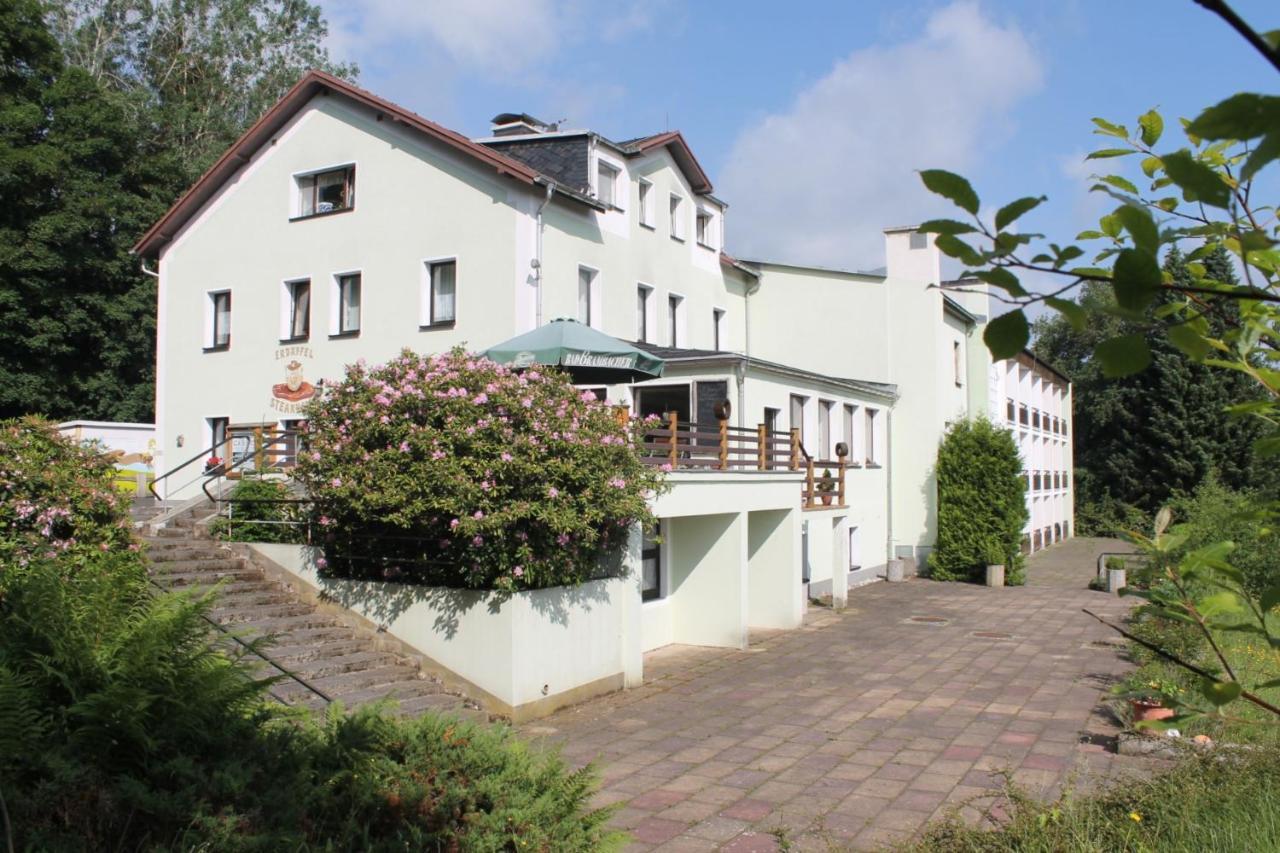 Hotel Carolaruh Bad Elster Bagian luar foto