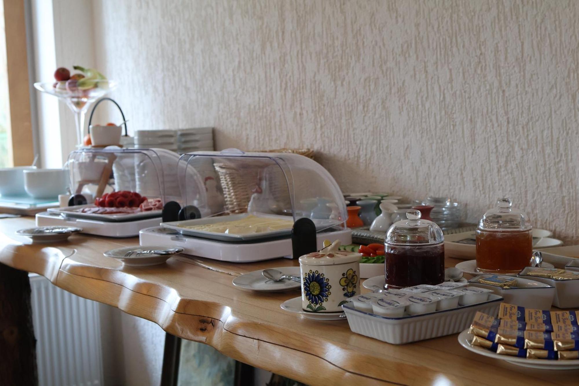 Hotel Carolaruh Bad Elster Bagian luar foto