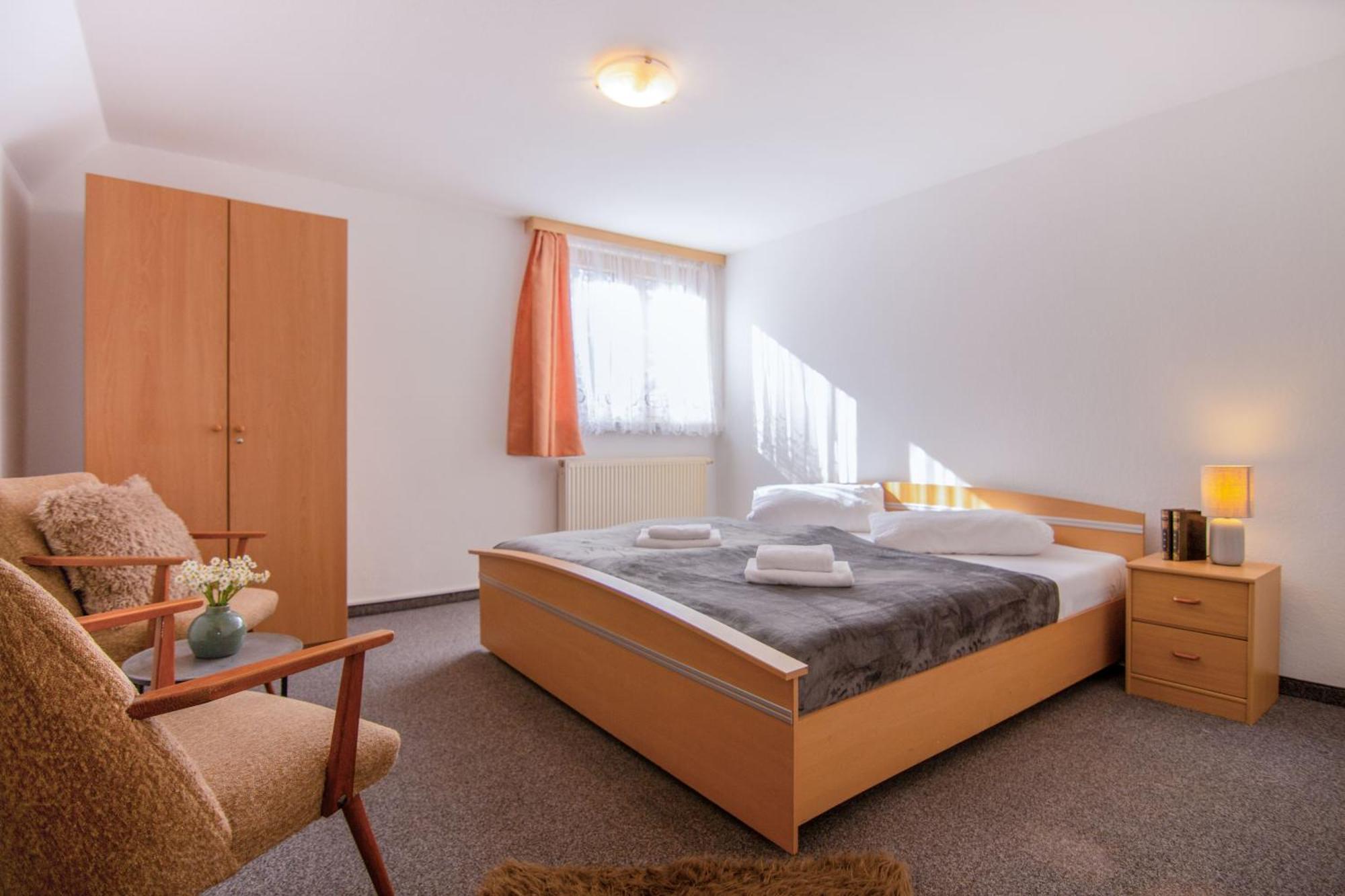 Hotel Carolaruh Bad Elster Bagian luar foto